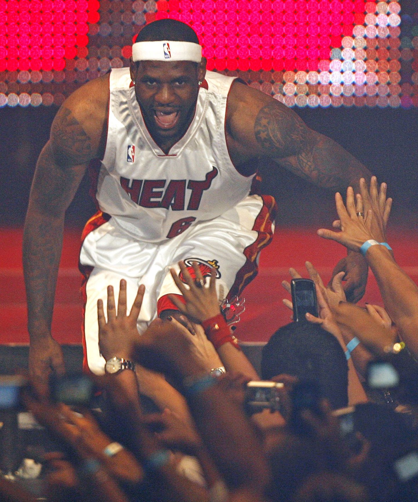 LeBron James Miami Heati särgis.