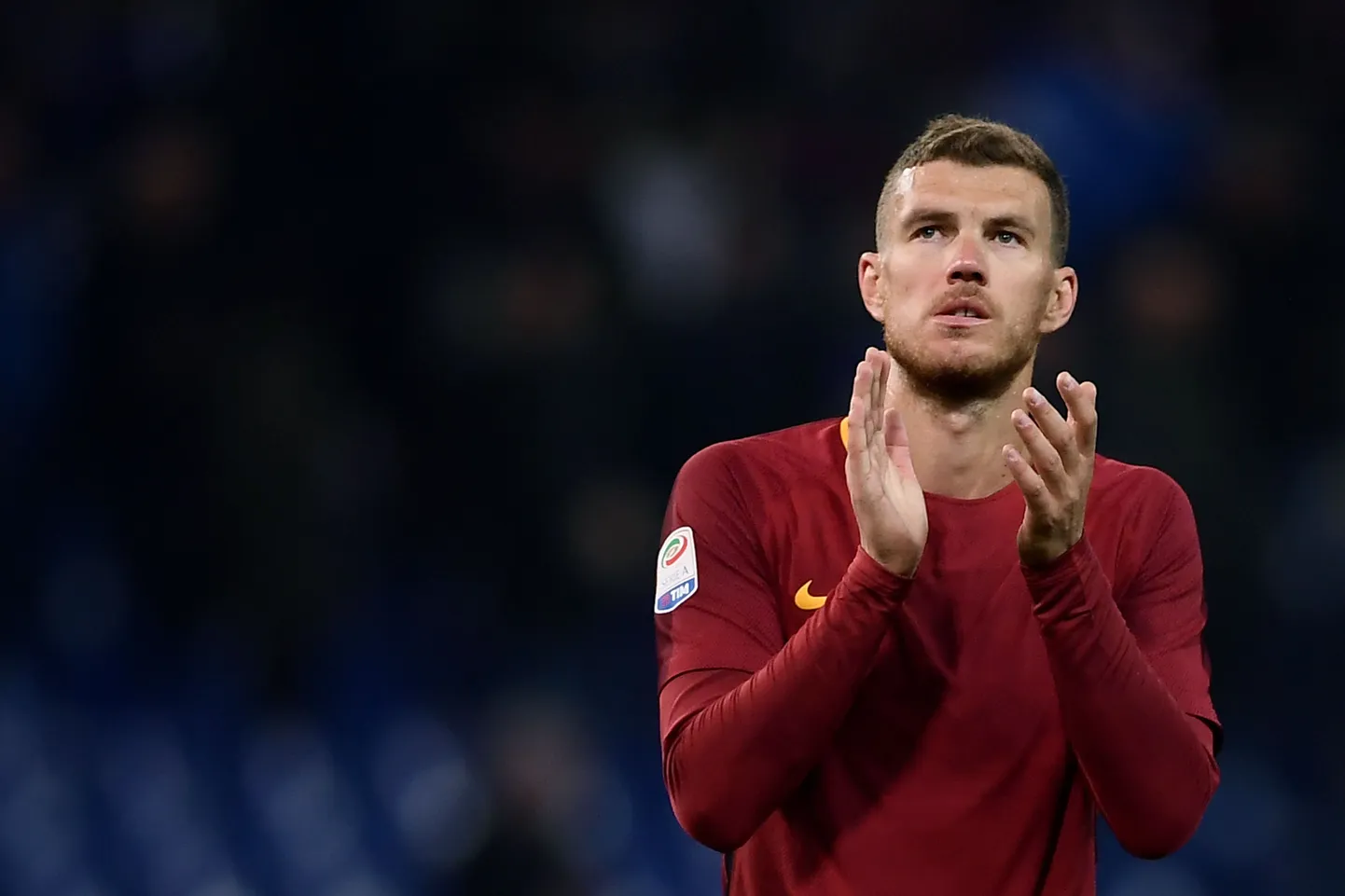 Londoni Chelsea sihtmärk Edin Džeko (pildil) jäi esialgu Romasse, kuid Emerson Palmieri lõi inglastega käed.