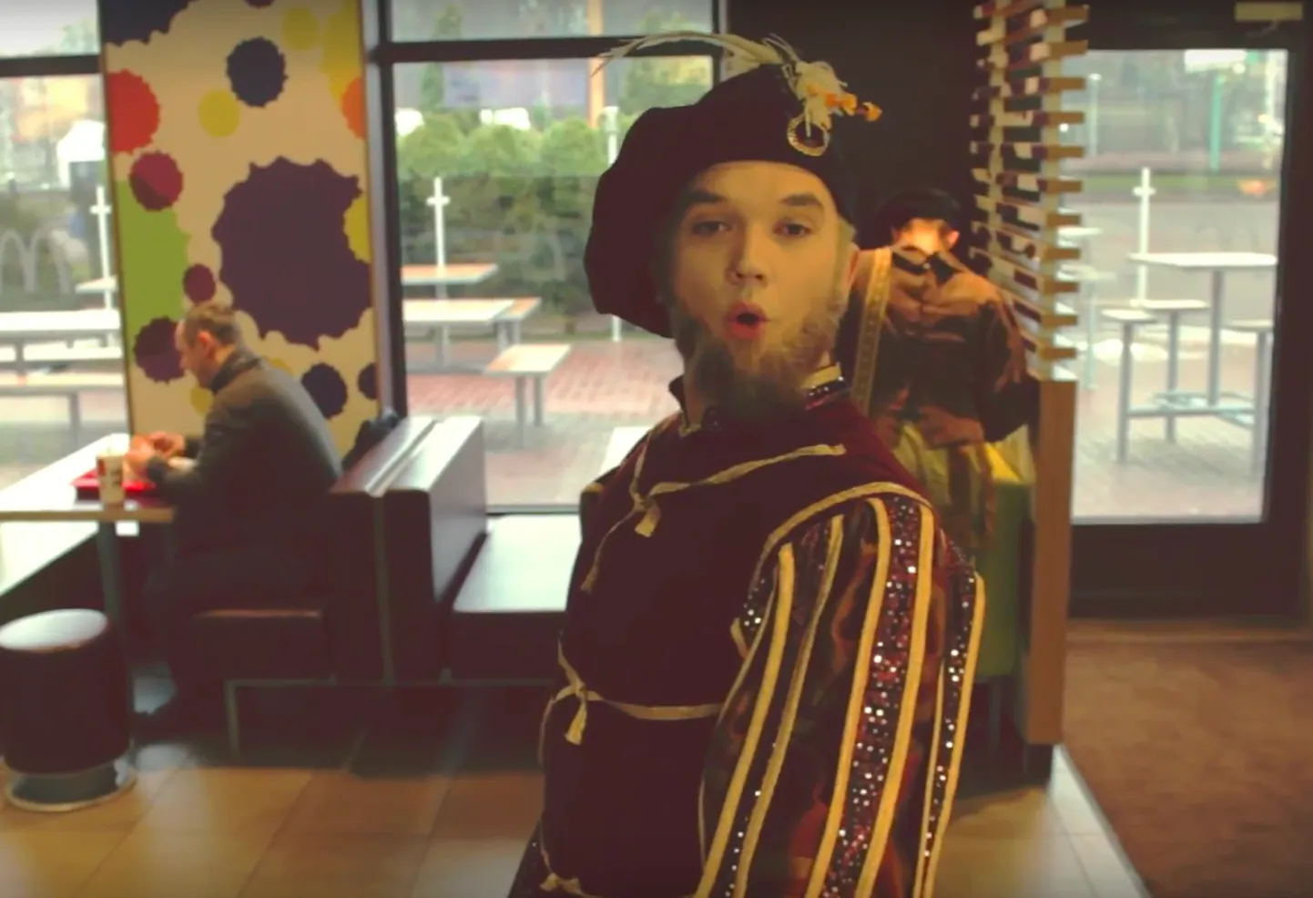 Lauri Pedaja - O! FRIIKAD VÕI BURKS