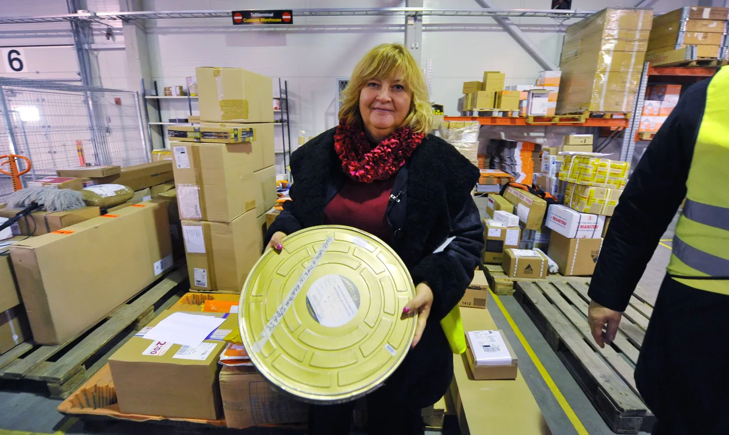 Tiina Lokk filmikarbiga.