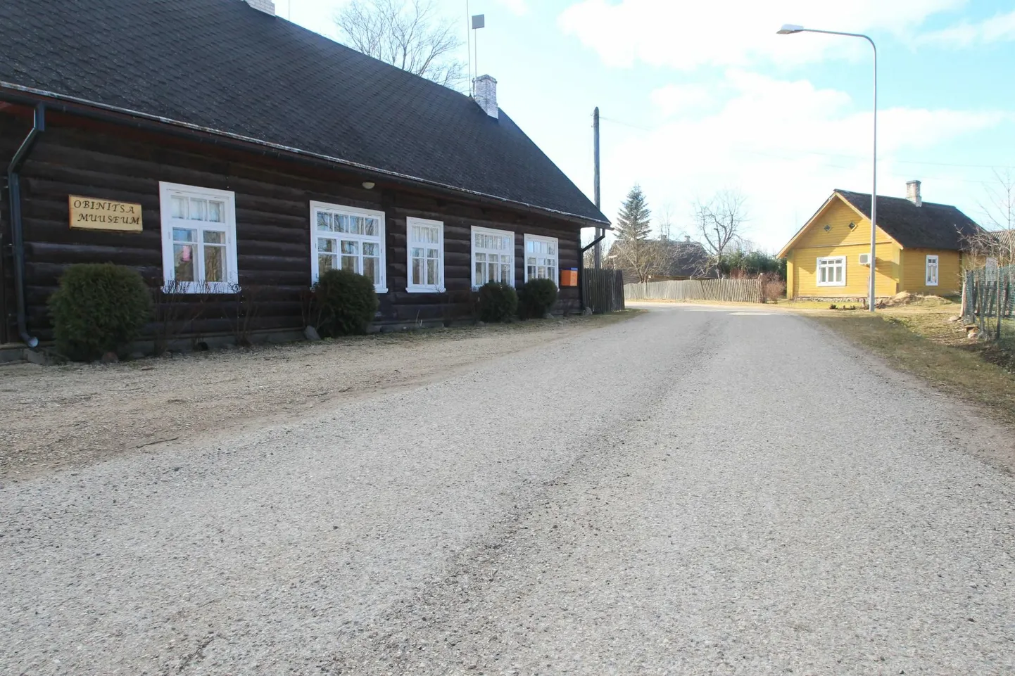 Obinitsa küla.