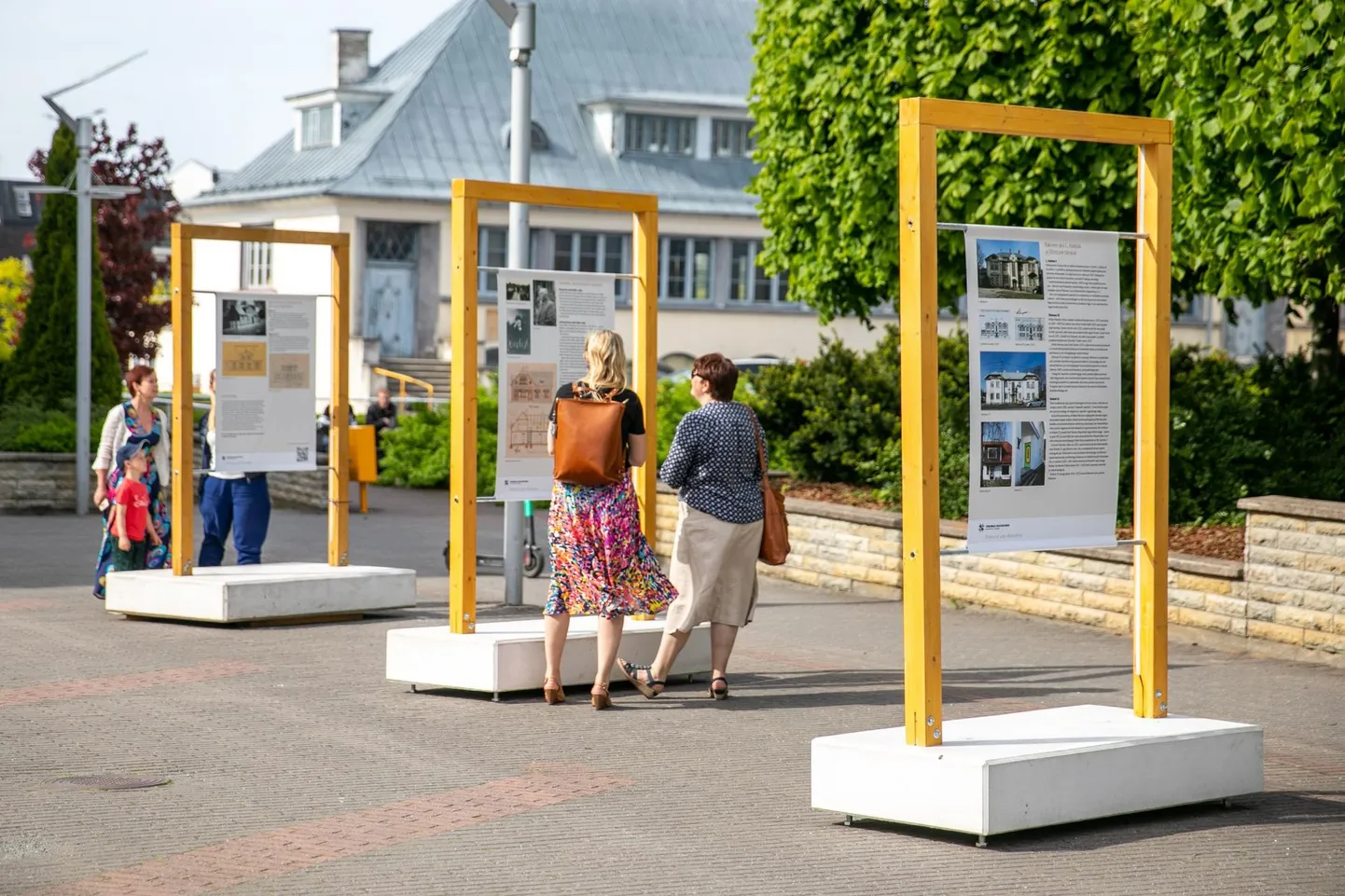 Tsentrumi kõrval asuv väljapanek on olnud huvilistele uudistada terve suve.