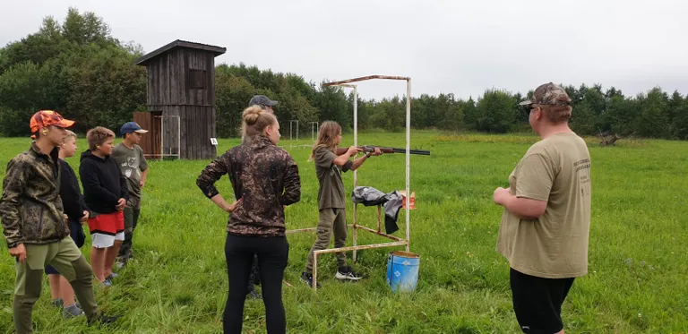 Jahirelvade seast sai endale jõukohase valida, ent suurem osa lapsi proovis kõik variandid ära.