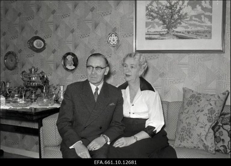 Therese Rei Stockholmis koos abikaasaga 1956.