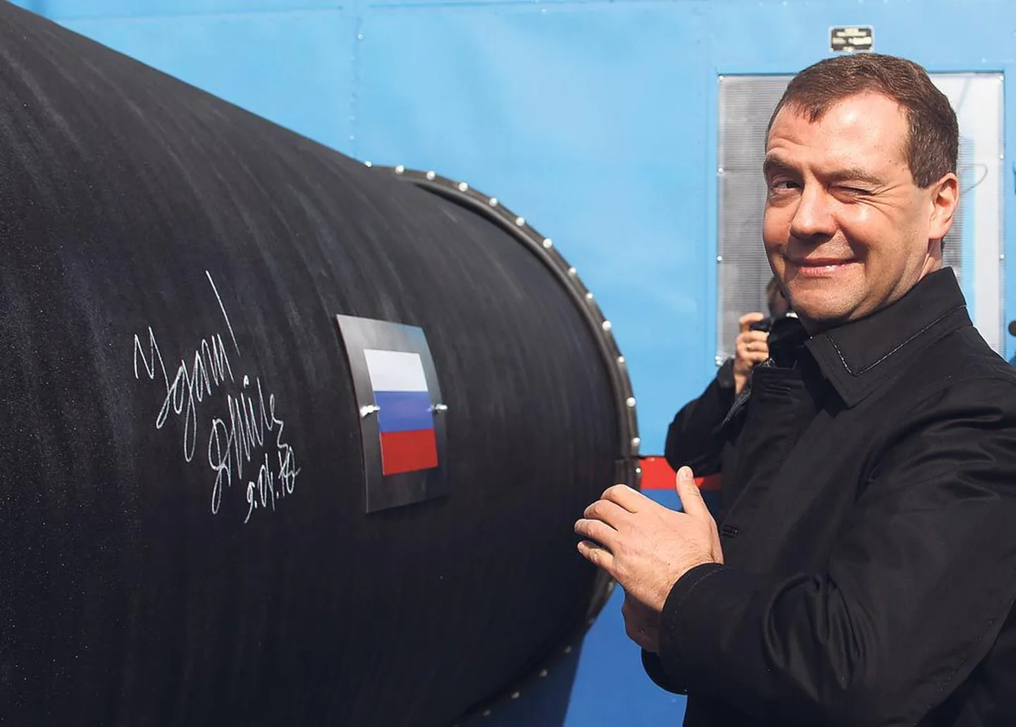 9. aprillil 2010 soovis Vene president Dmitri Medvedev Nordstreami gaasitorule õnnestumist, kui Viiburi lähedalt algas Läänemere-aluse 7,4 miljardi eurose eelarvega gaasijuhtme ehitus Saksamaale Greifswaldi.