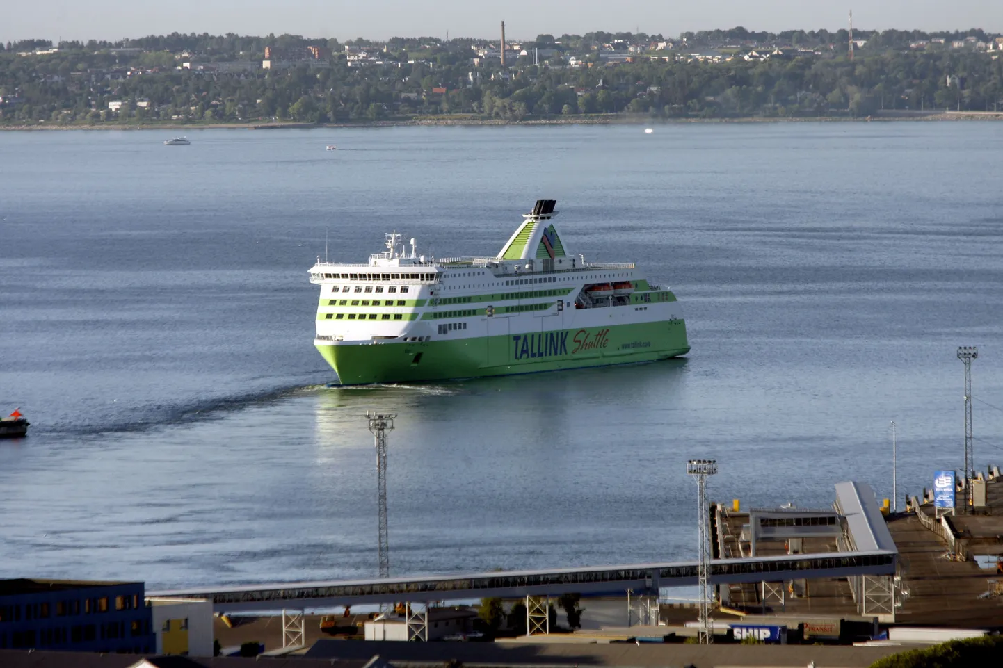 Tallink Shuttle.