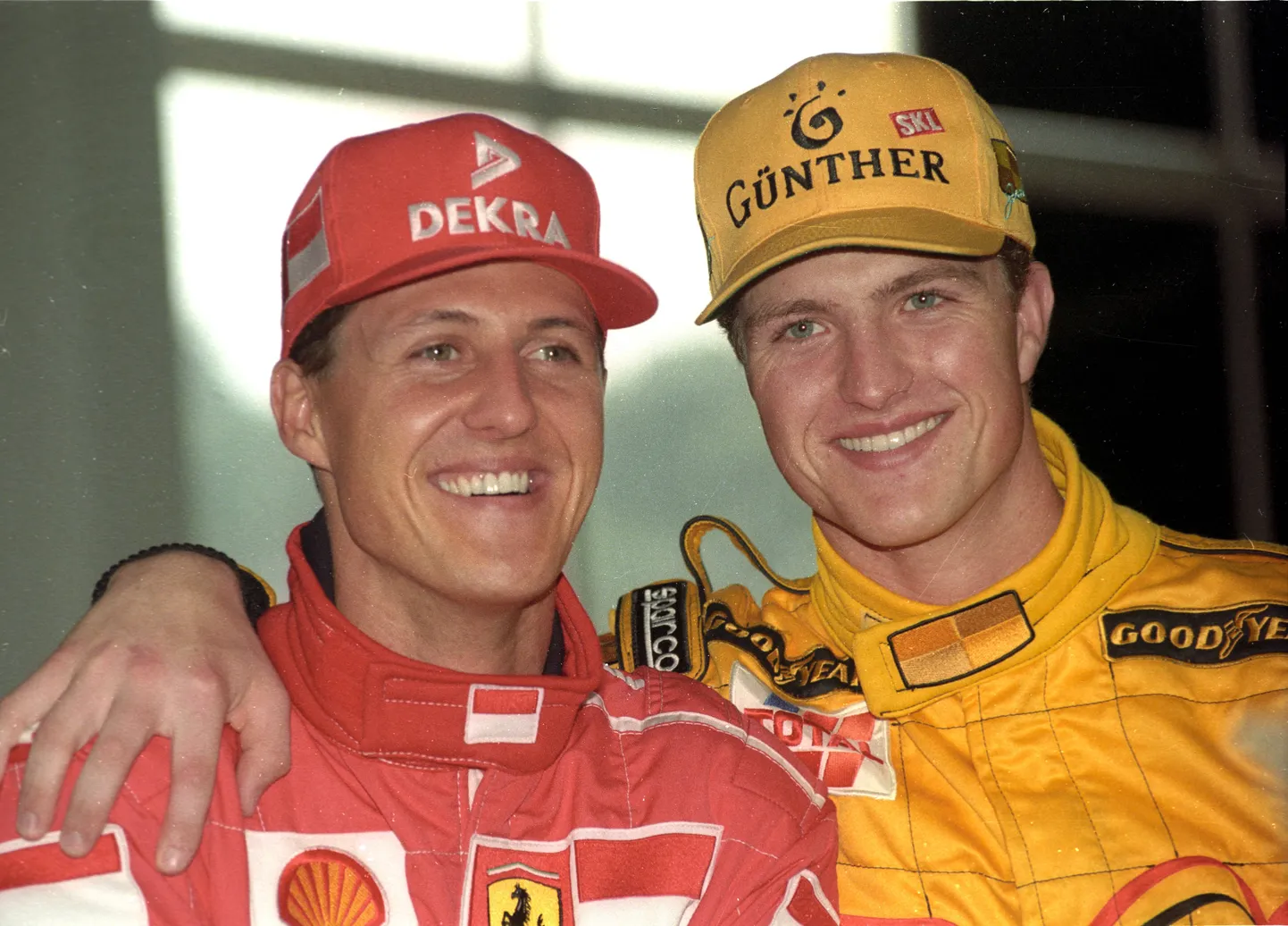 Michael (vasakul) ja Ralf Schumacher 1997. aastal.