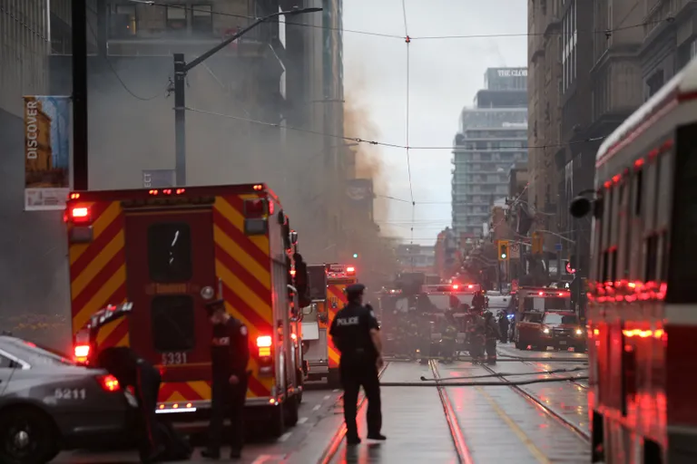 Kanadas Torontos kuuldi plahvatusi, millele järgnes suits