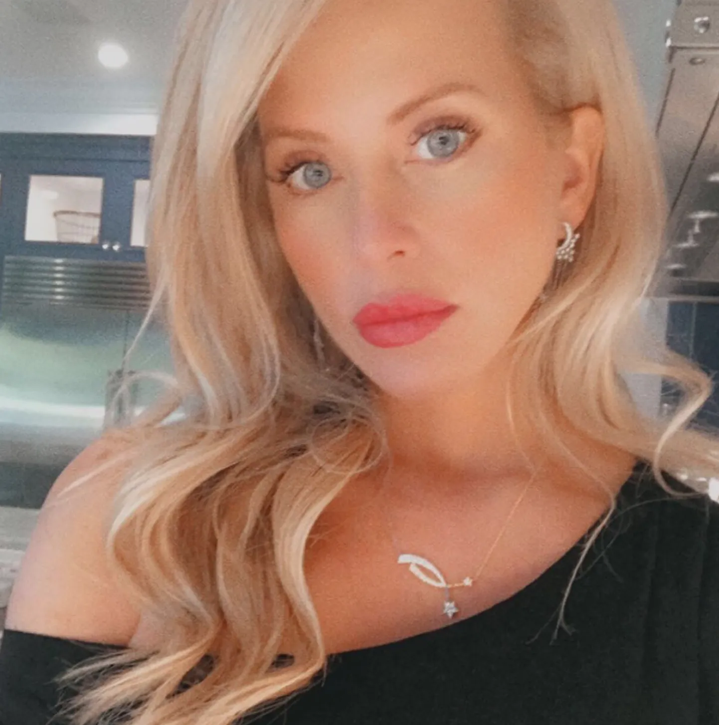 Dina Manzo
