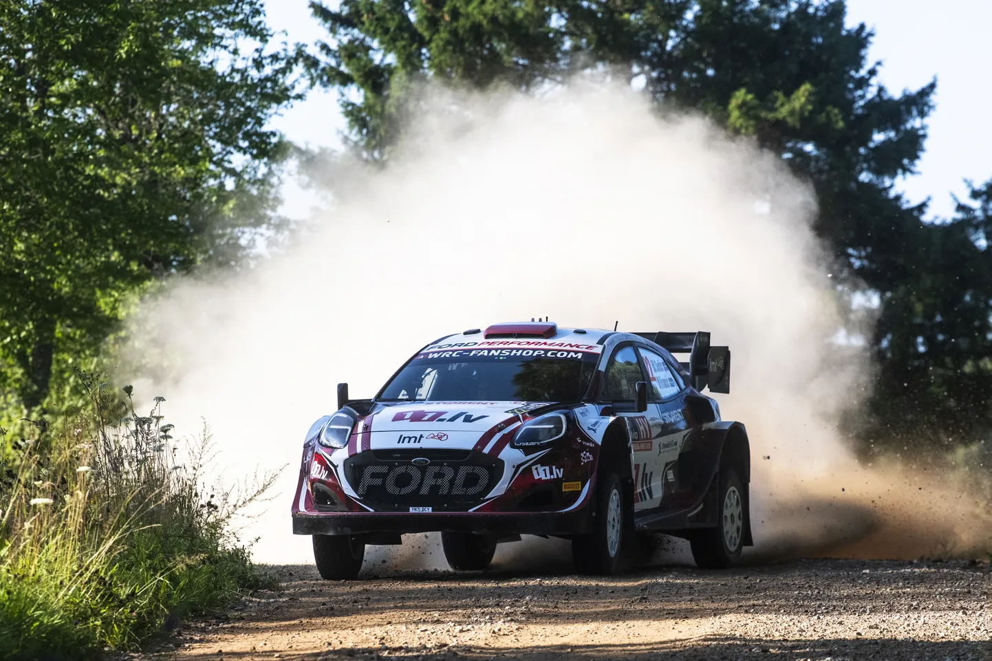 Mārtiņš Sesks ja kaardilugeja Renārs Francis jäid lõpuks esikuuikust välja, kuid võtsid karjääri esimesed katsevõidud WRC-klassis ja tõid ralli tippklassi hädavajalikku värsket verd. Kas ja millal näeme 24-aastast Sesksi uuesti Rally1-auto roolis, pole veel teada.