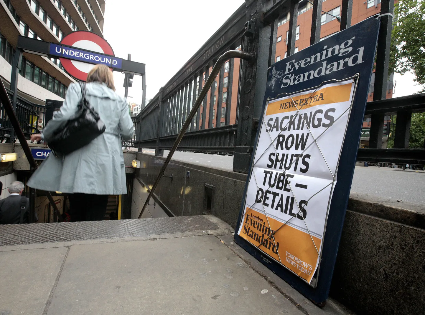 Sissepääs Chancery Lane'i metroojaama Lodnonis.