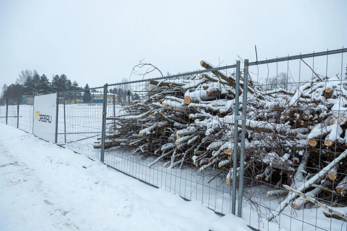 Tulevase vutihalli ala on aiaga piiratud, tööd algavad uuel nädalal.