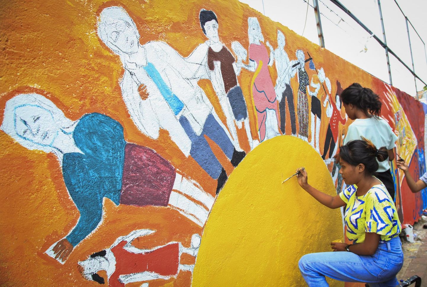 Ida-Timori pealinnas Dilis täitusid sel nädalal mitmed seinad maalingutega, mis rõhutavad iseseisvusreferendumi 20. aastapäeval rahu ja ühtsust.
