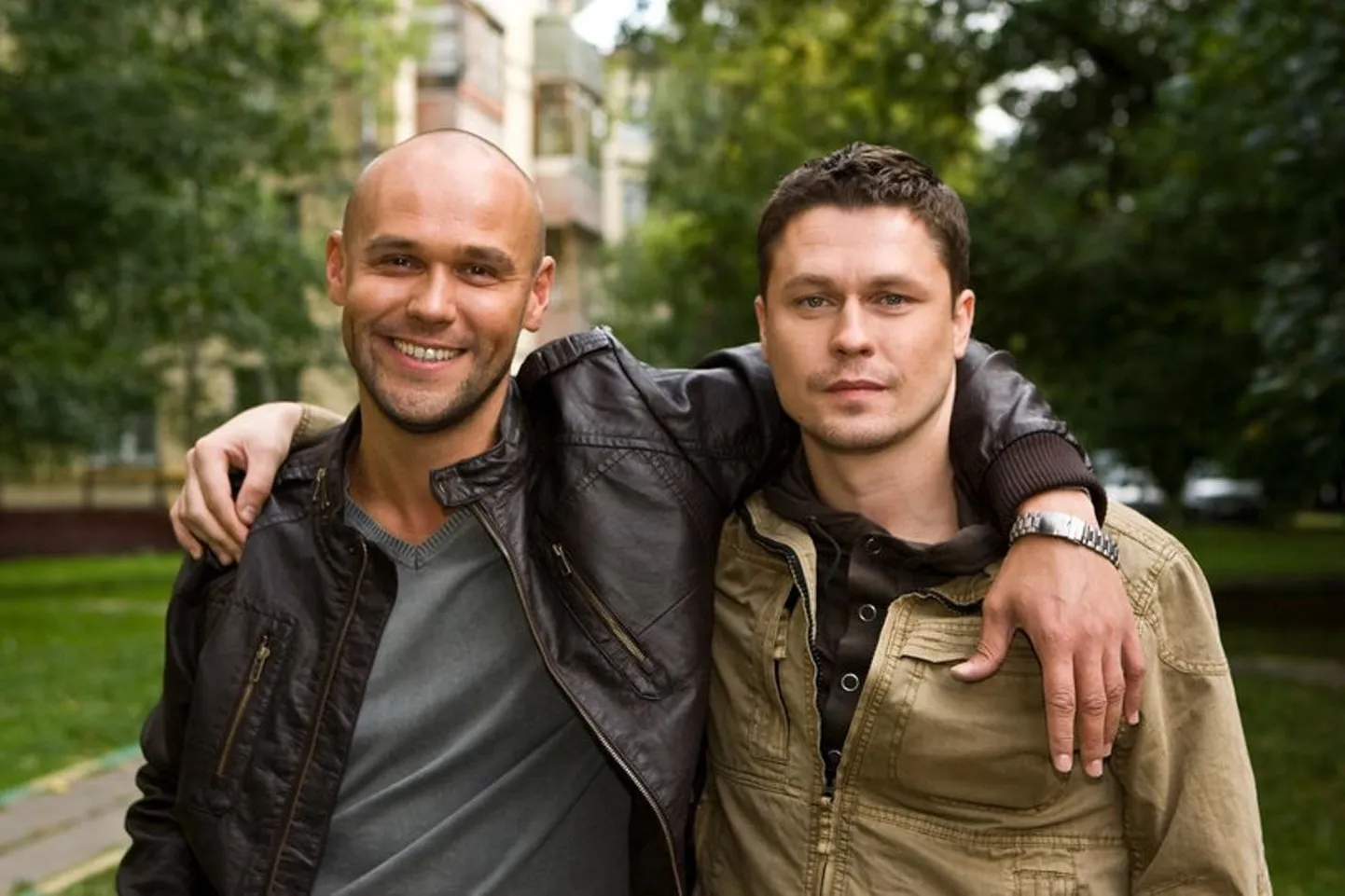 Максим Аверин и Денис Рожков в сериале "Глухарь"