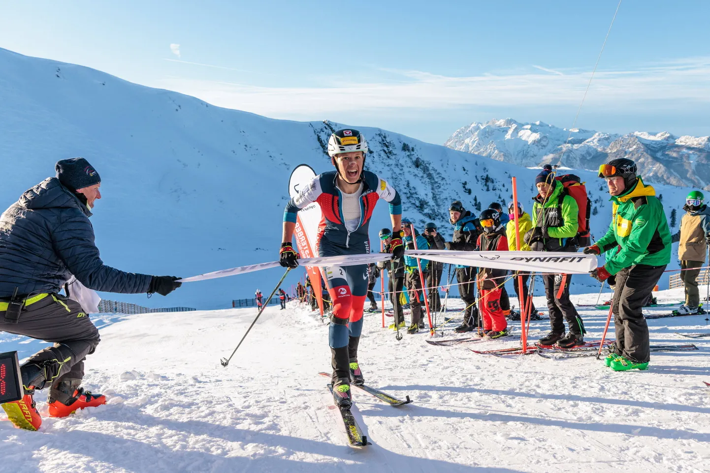 Suusamägironimine oli kavas ka Lausanne'i 2020. aasta noorteolümpial, kuid õige debüüdi teeb ala 2026. aastal Milanos ja Cortina d'Ampezzos.