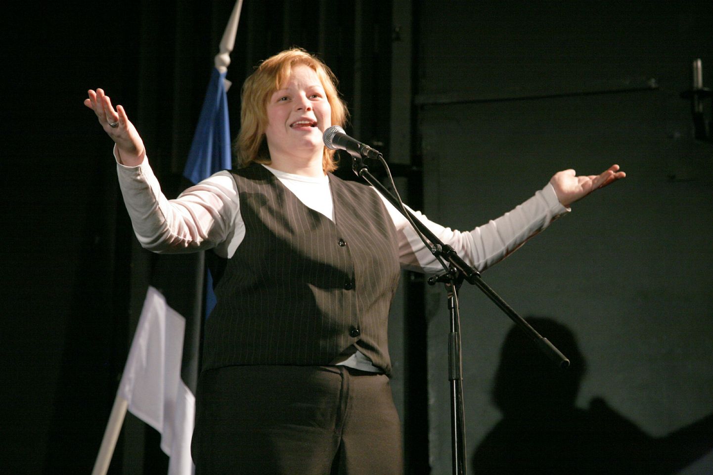 "Kuldsuu 2009" Barbara Lehtna oma võidukõne esitamas.
