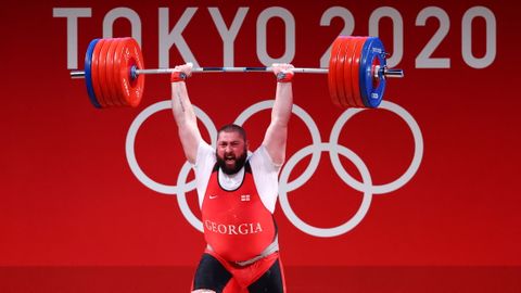 Kuus aastat alistamatu grusiin ei vääratanud ka olümpial ja püstitas maailmarekordi