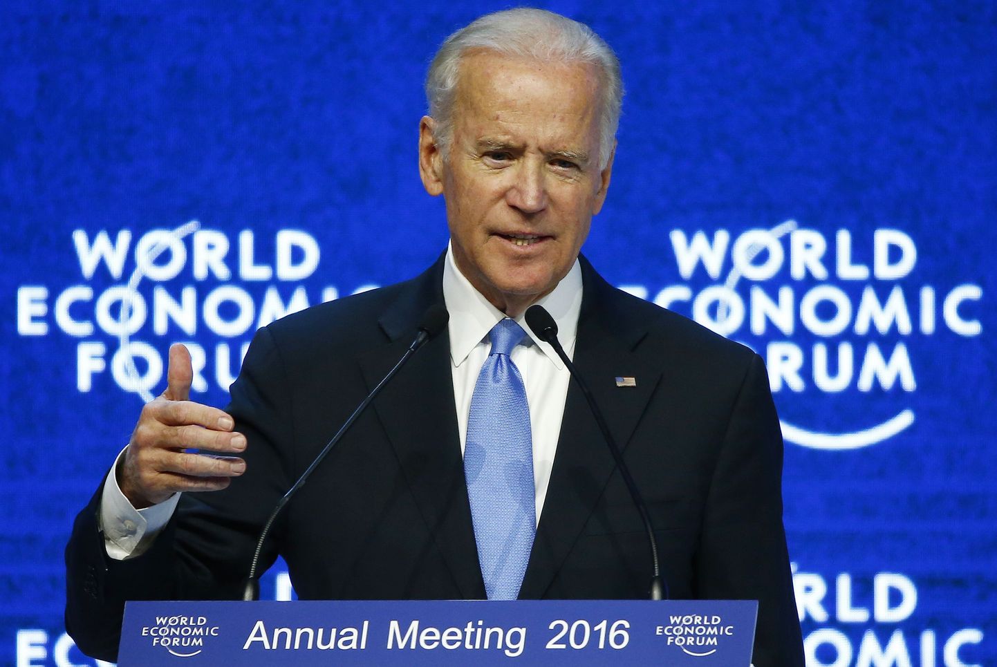 USA asepresident Joe Biden Davosis maailma majandusfoorumil kõnelemas.