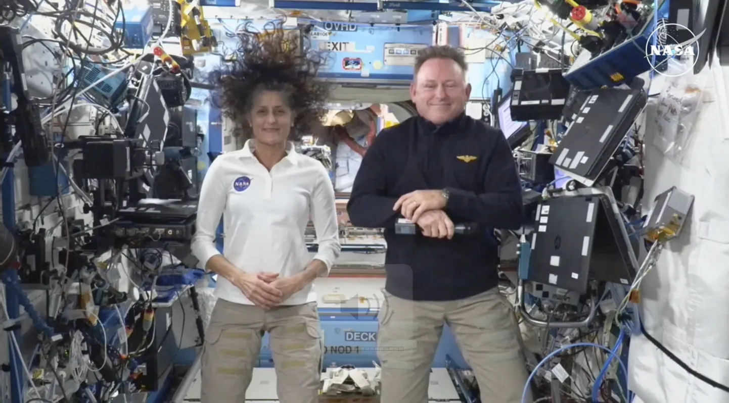 Starptautiskajā kosmosa stacijā iestrēgušie astronauti Sanita Viljamsa un Berijs Vilmors