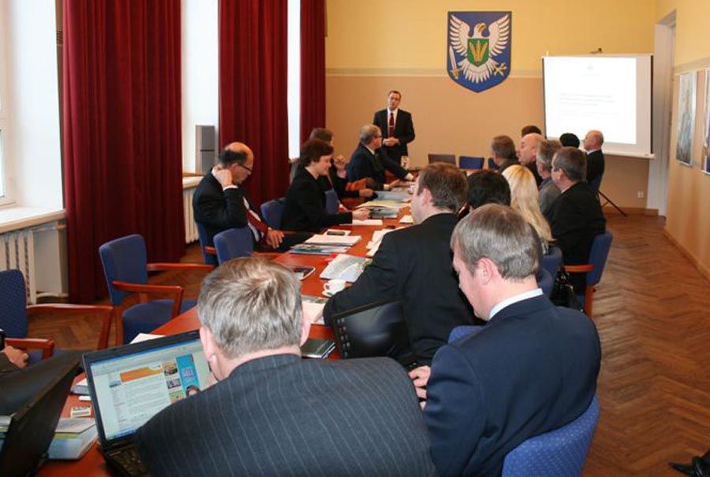 Regionaalministri ja maavanemate igakuine koosolek peeti teisipäeval Viljandis.