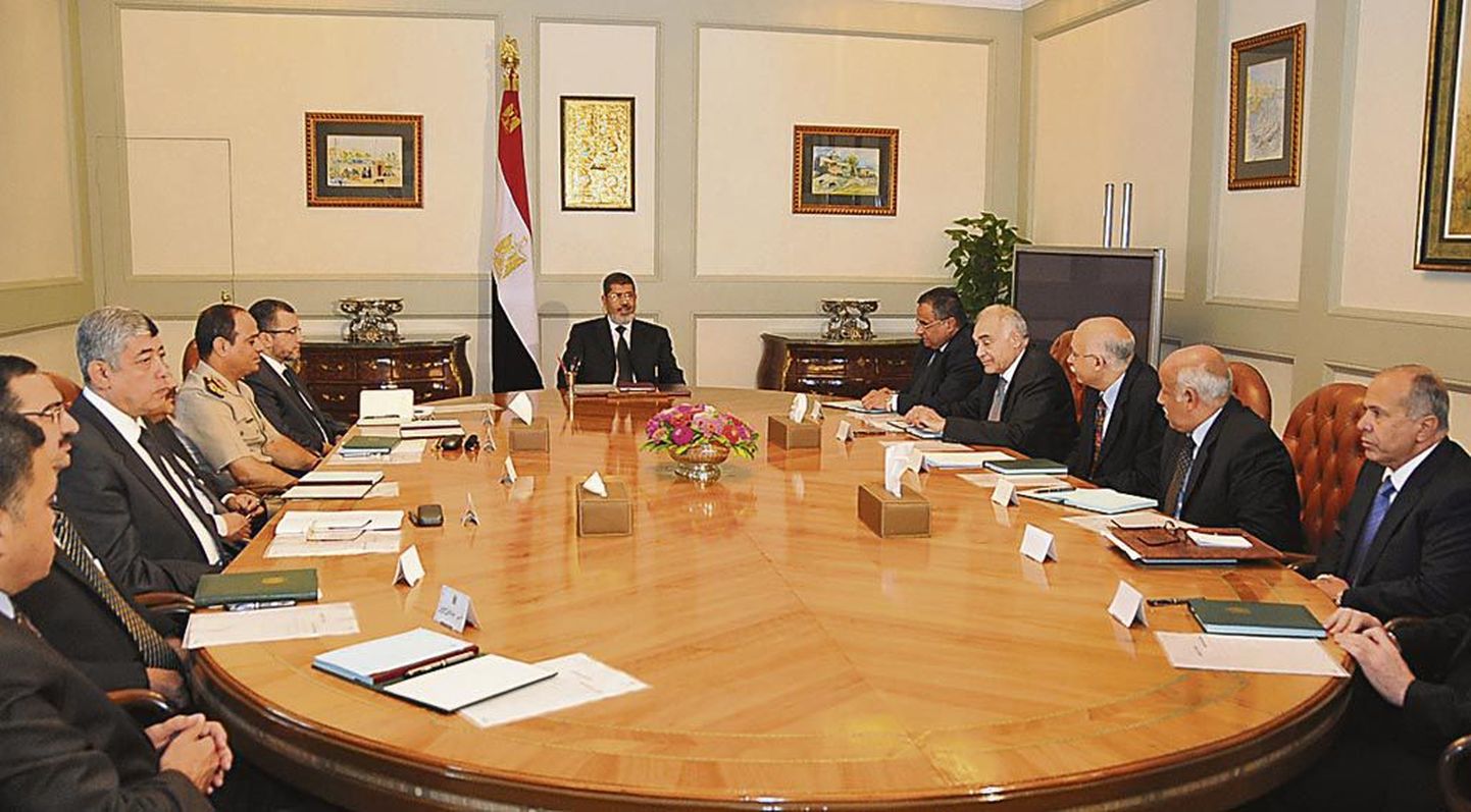 Egiptuse julgeolekunõukogu olukorda arutamas.