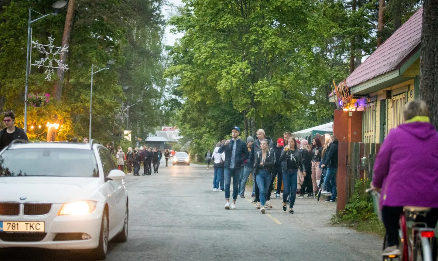 Võsu tänavad täitusid inimestest sel suvel esimest korda.