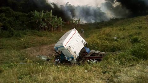 Fotod: Nigeerias hukkus kütuseveoki plahvatuses kaheksa inimest