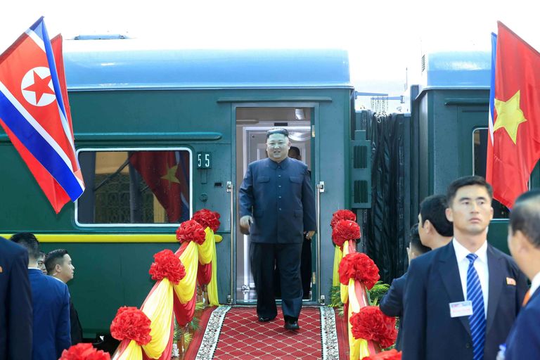 Kim Jong-un transporditi Vietnami piirile rongiga. 