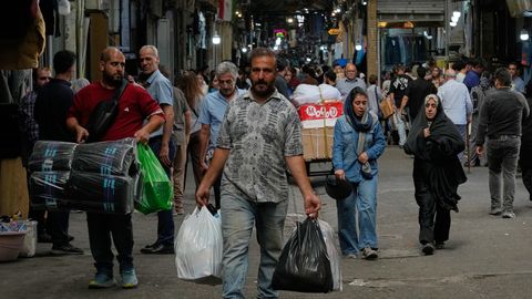 «Te kauplete kas Teherani või Washingtoniga»: USA surve Iraani isoleerimiseks kannab vilja