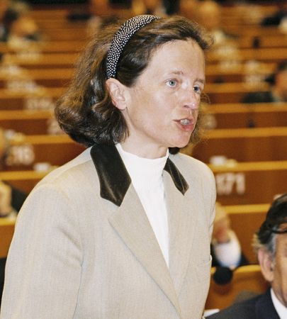Француженка Первенш Берес, заместитель лидера фракции социалистов в Европарламенте перед выборами 1999 года.