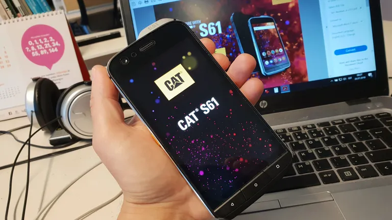 CAT S61