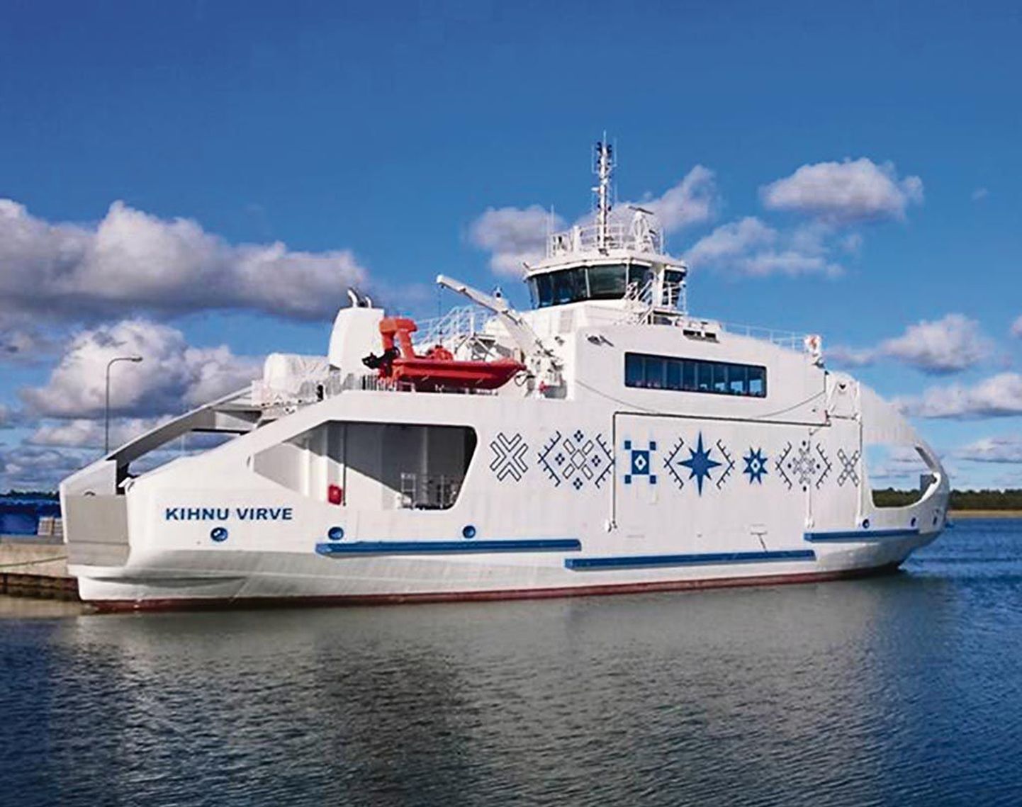 Kihnu Virve katsetused Saaremaal AS Baltic Workboati laevatehases on lõpusirgel ja 200 reisijat mahutav alus hakkab nädala pärast kihnlasi ja mandriinimesi sõidutama.