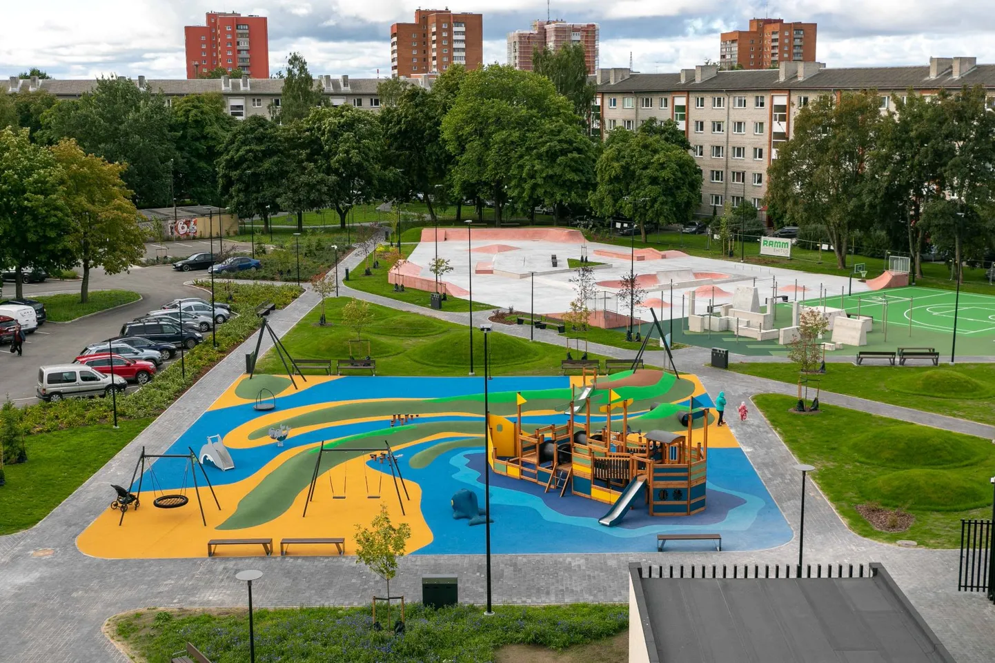 Двор общественного центра Пыхья-Таллинна.