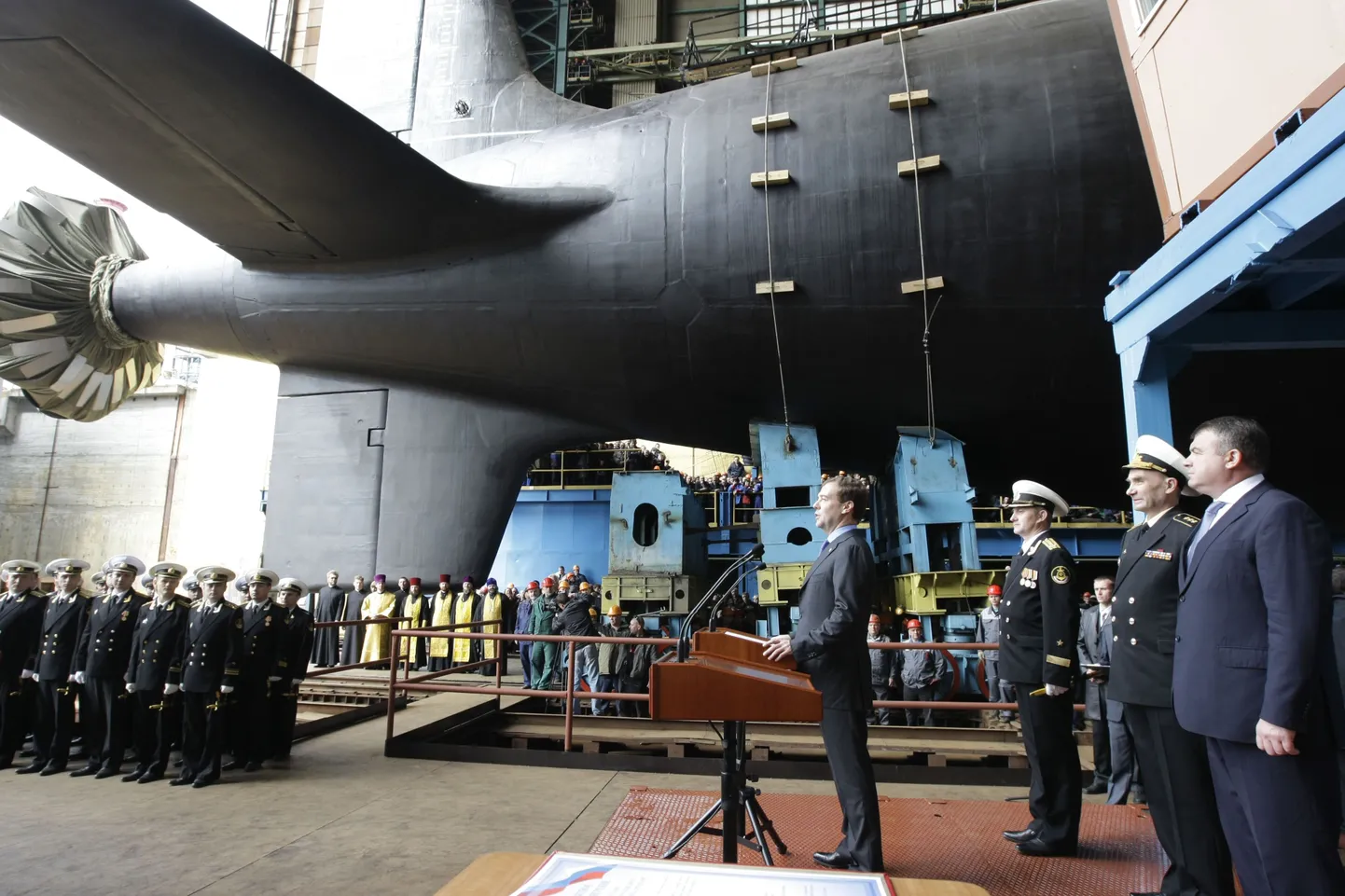 President Dmitri Medvedev külastas  Sevmaši tehast 2010. aasta juunis, kui Severodvinsk oli ehitusjärgus.