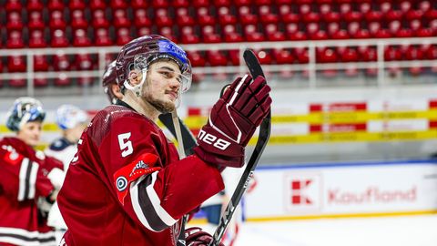 Latvijska hokejska reprezentanca druga na pokalu "Kaufland", v zadnji tekmi poraz proti Slovaški v podaljšku