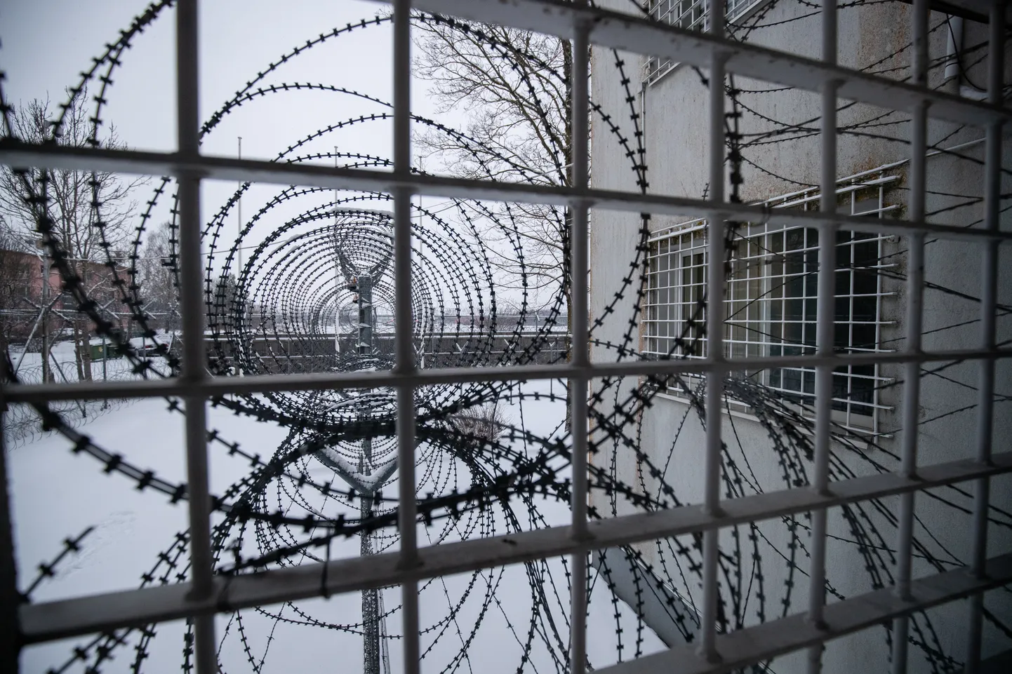 Harku kinnipidamiskeskuse hoone anti vallale üle.