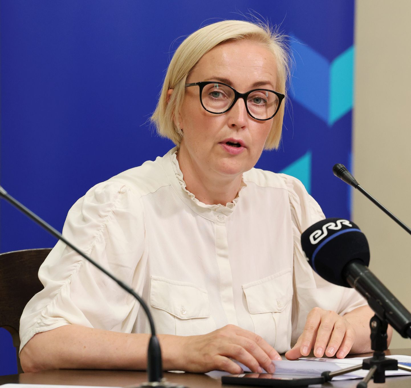 Haridus- ja teadusminister Kristina Kallas märkis, et riigi huvides on väikekoole elujõulisena hoida.