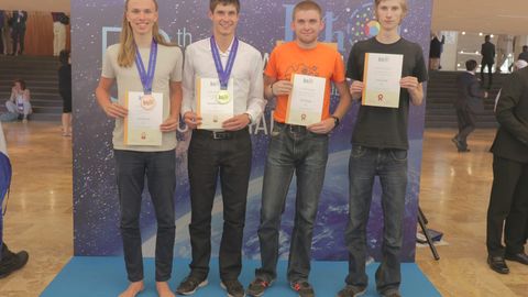Эстонские школьники завоевали три медали на олимпиаде по физике