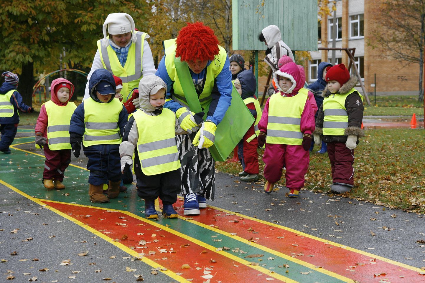 Viljadni lasteaed Karlsson avas laste liiklusväljaku 2009. aasta sügisel.
