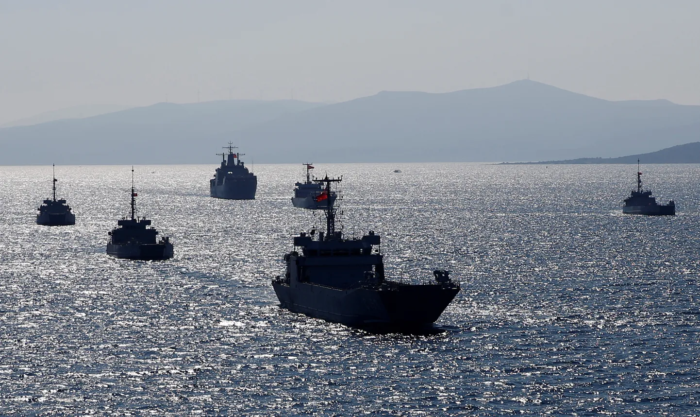 Türgi mereväe alused Egeuse merel. Foto on illustratiivne.