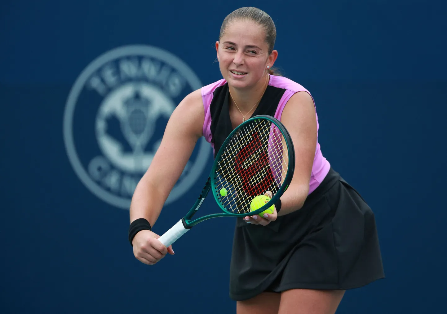 Latvijas tenisiste Aļona Ostapenko