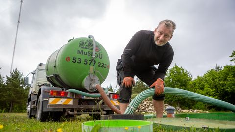 Sitta kah! ehk Päev koos fekalistidega
