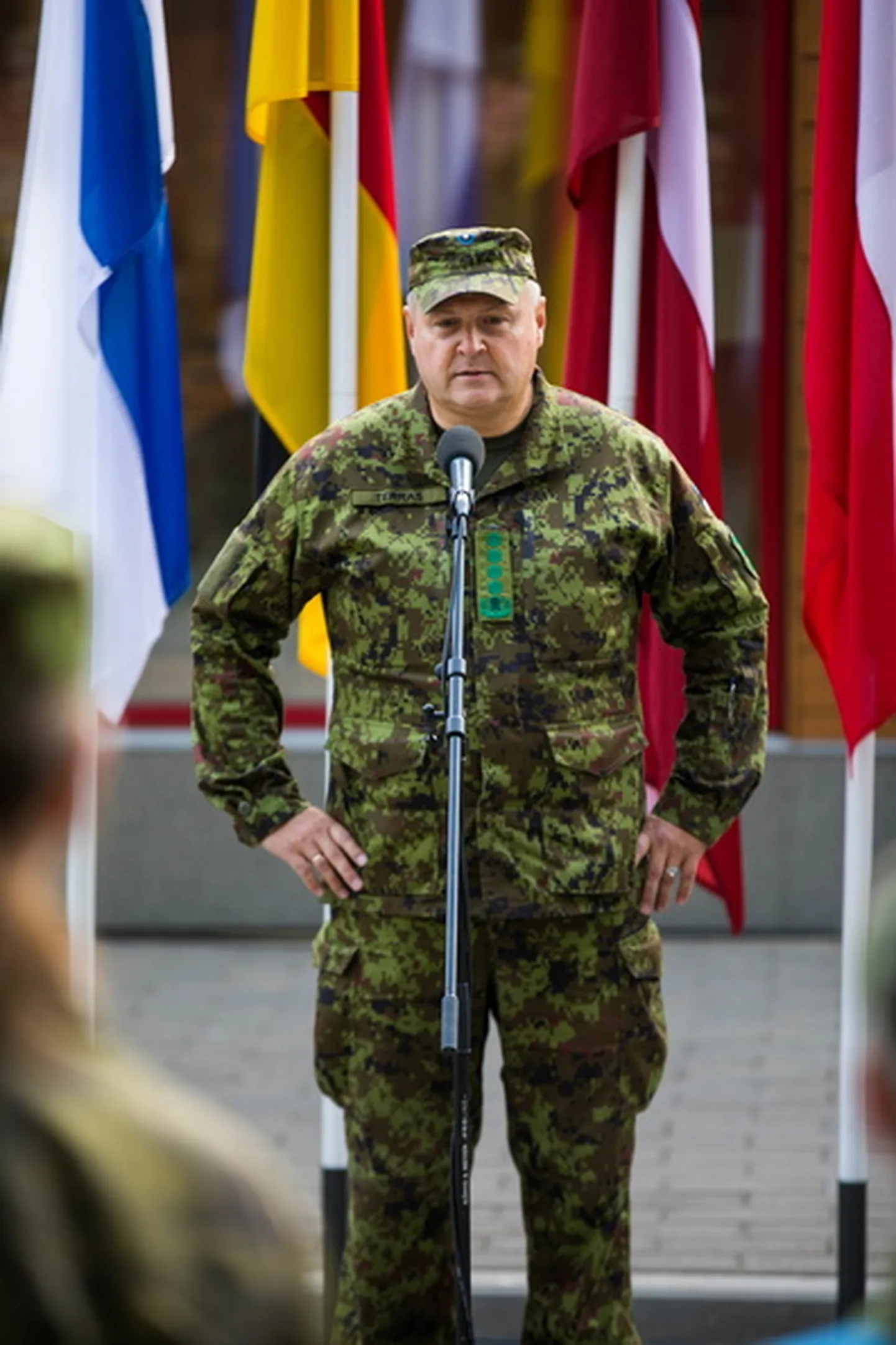 Kindral Riho Terras avas võrus laskevõistluse.