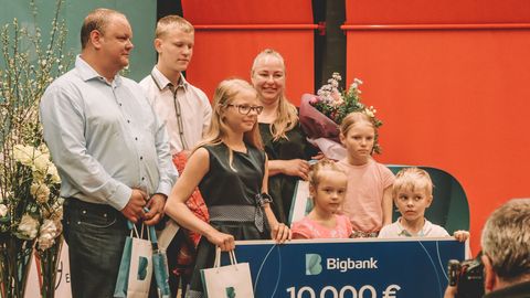 Эстония ищет многодетную семью, которая получит почетный титул и 10 000 евро