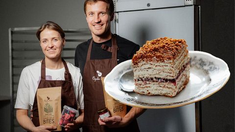 Kabatā ieliekama medus kūka: eksperiments, kas ieguva zelta medaļas un milzu pieprasījumu