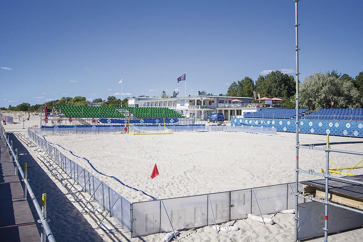 Pärnu randa püstitati Euroliiga superfinaali ajaks võimas rannajalgpallistaadion.