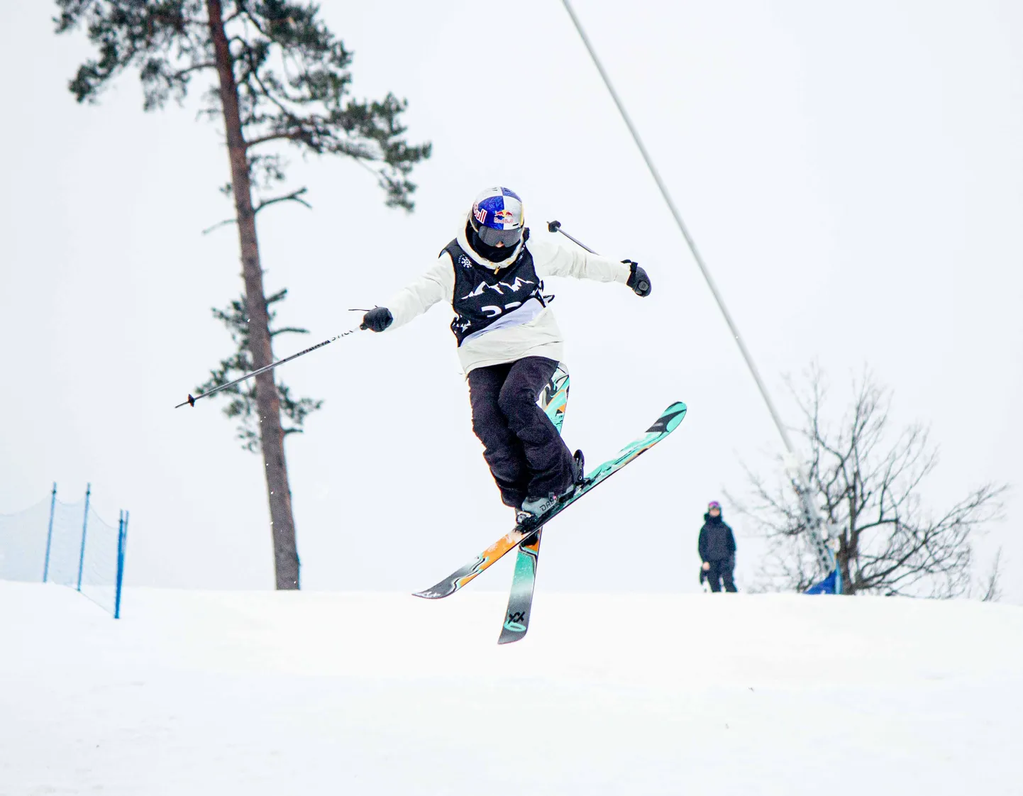 Põlvevigastuse seljatanud Kelly Sildaru (pildil) on tagasi suures spordis.