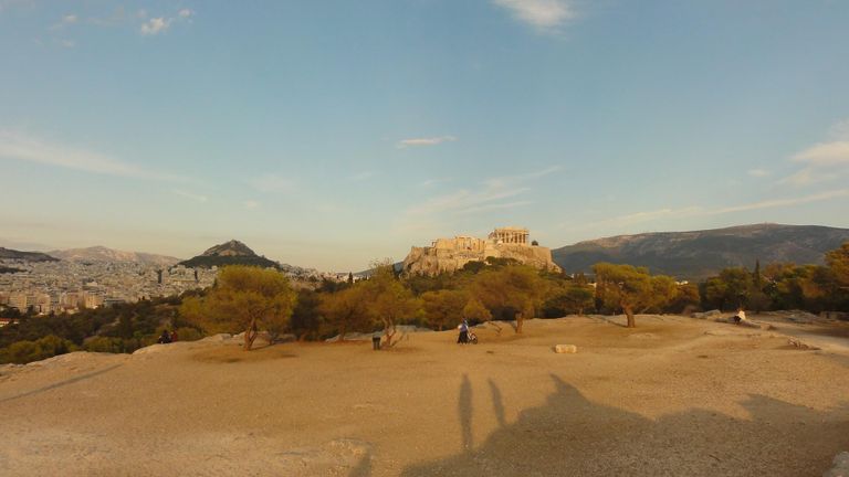 Ateena kuulsaimad mäed – Akropol ja kauguses Lycabettos.