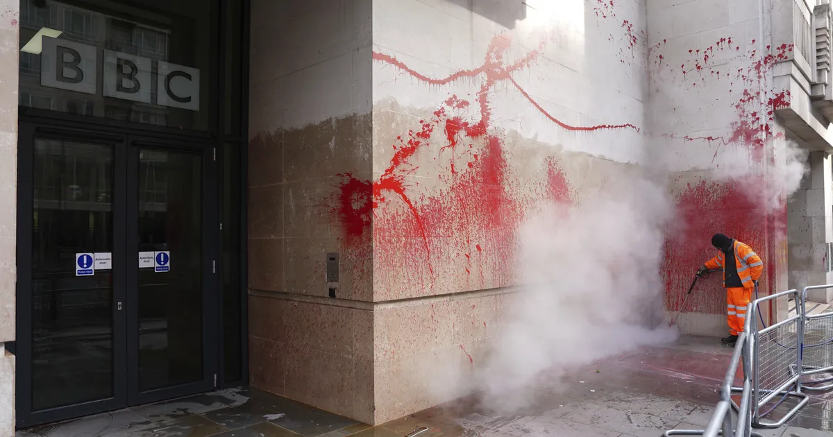 Briti sõjatööstusettevõtted jäid jõugurünnaku laviini alla