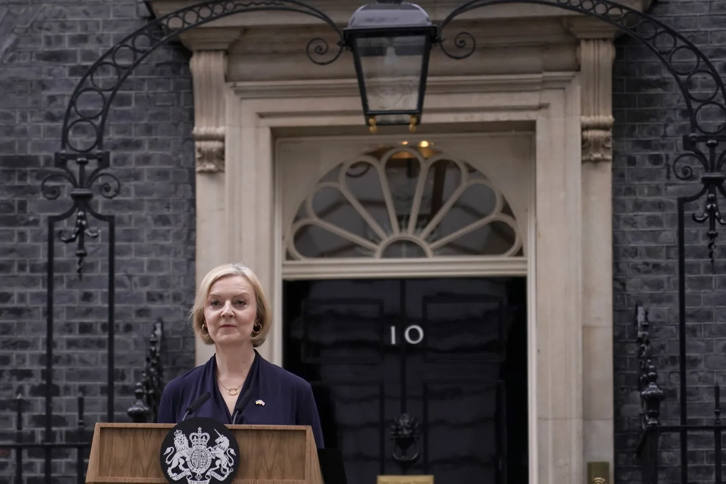 Briti konservatiivide liider Liz Truss teatamas tagasiastumisest.